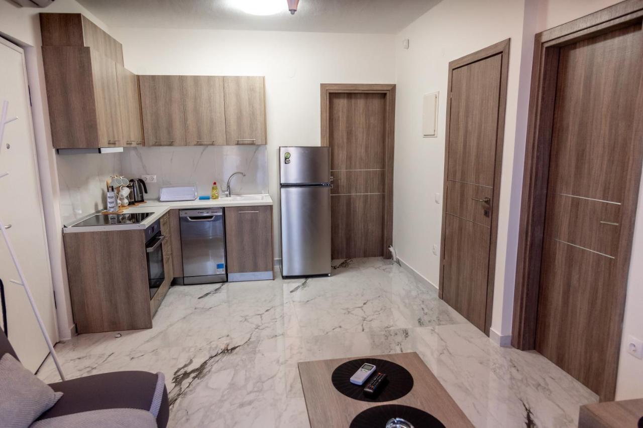 Nika Apartment Hanioti Luaran gambar