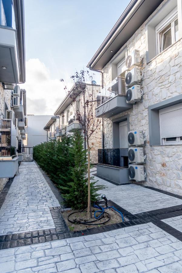 Nika Apartment Hanioti Luaran gambar
