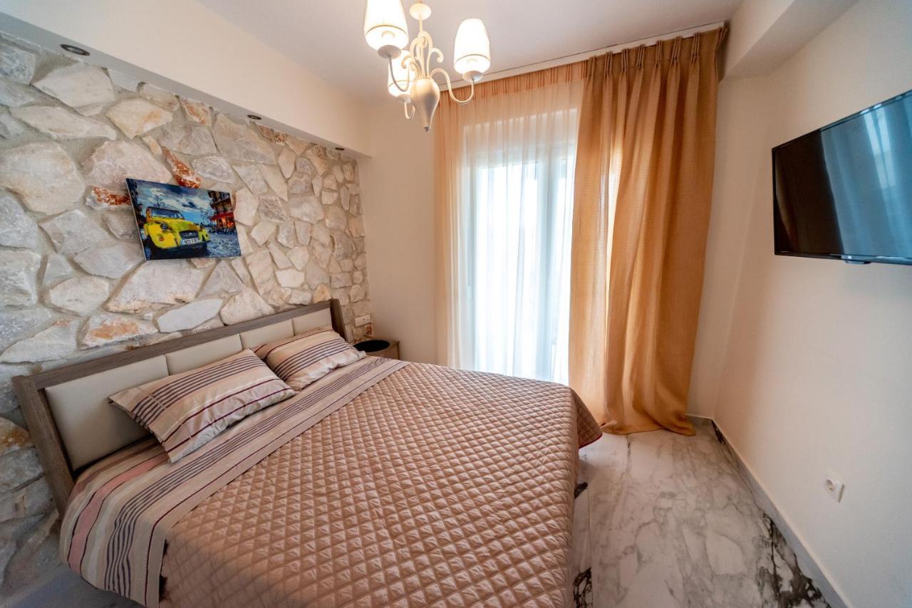 Nika Apartment Hanioti Luaran gambar