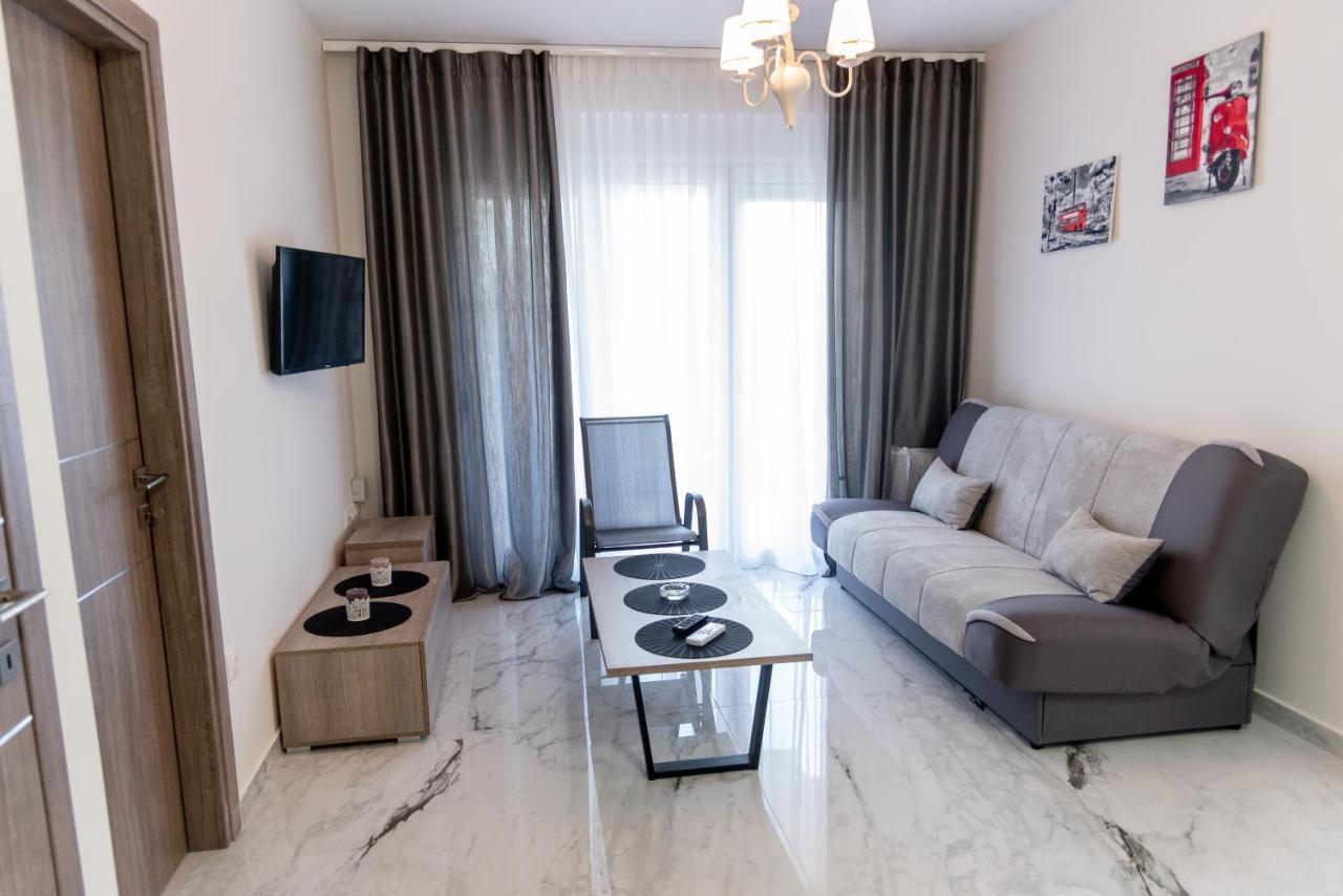 Nika Apartment Hanioti Luaran gambar