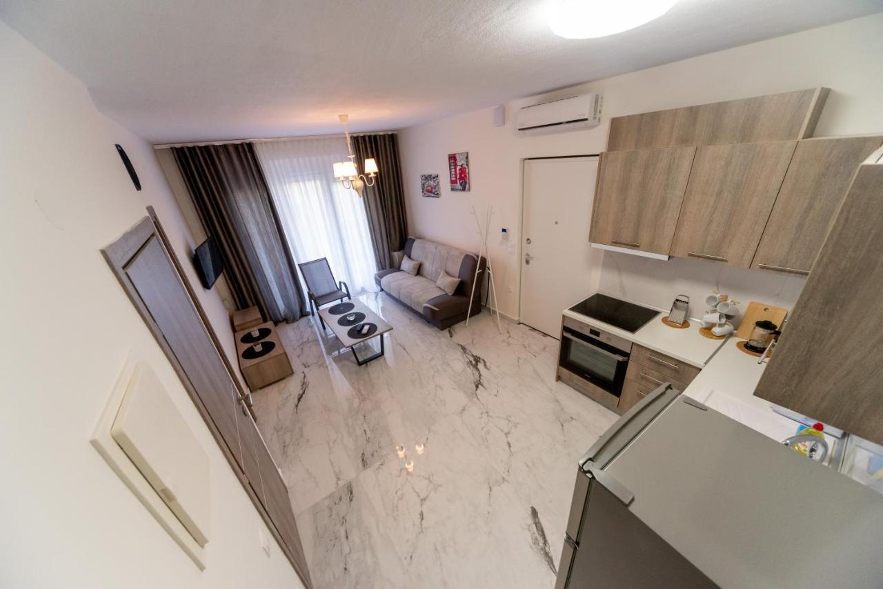 Nika Apartment Hanioti Luaran gambar