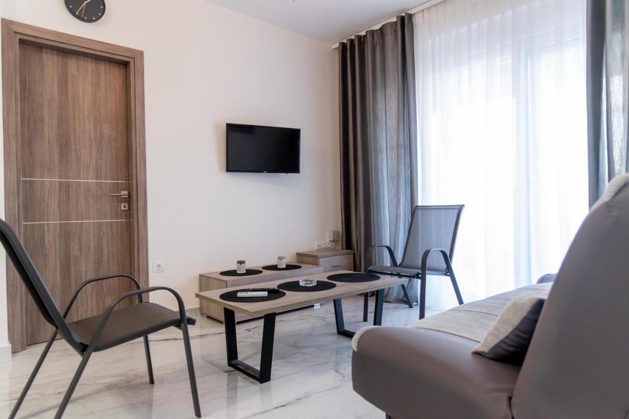Nika Apartment Hanioti Luaran gambar